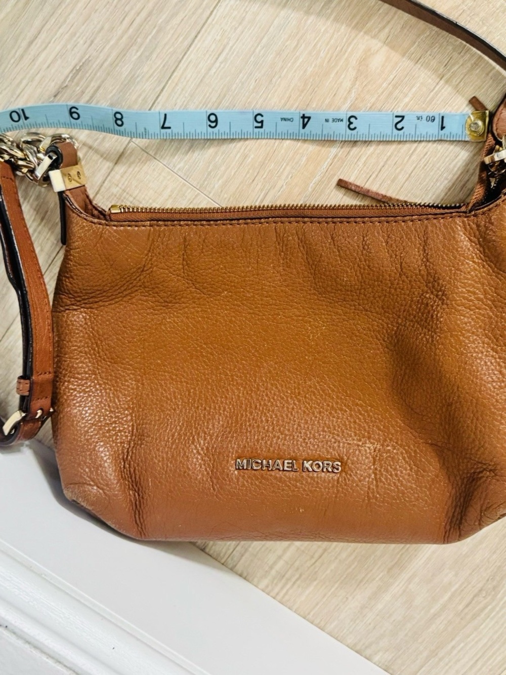 Michael Kors Tan Brown Pebbled Leather Shoulder Bag EUC - Picture 10 of 10